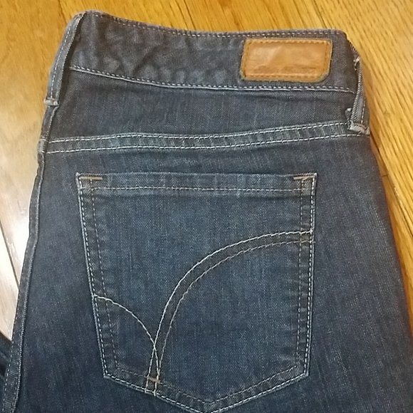 4/20 Size 6 Eddie Bauer Jeans - Picture 2 of 3